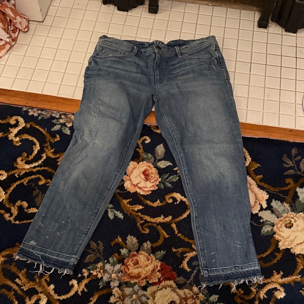 LOFT Relaxed Skinny Distressed crops- worn a lot‎ but very broken in!
